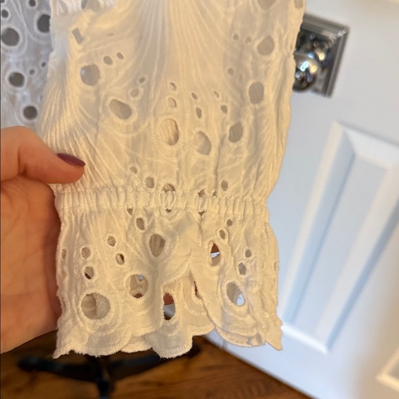 Sail to Sable White Eyelet Blouse - Picture 4 of 8
